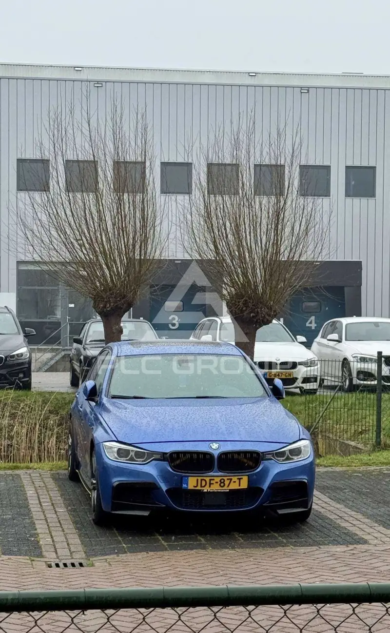 2025 BMW 328