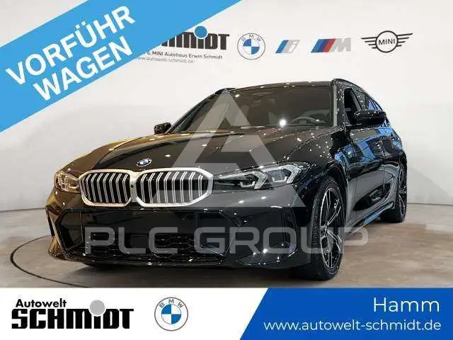 2025 BMW 320