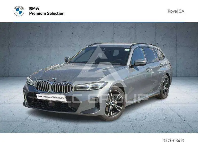 2025 BMW 320