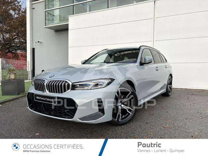 2025 BMW 320