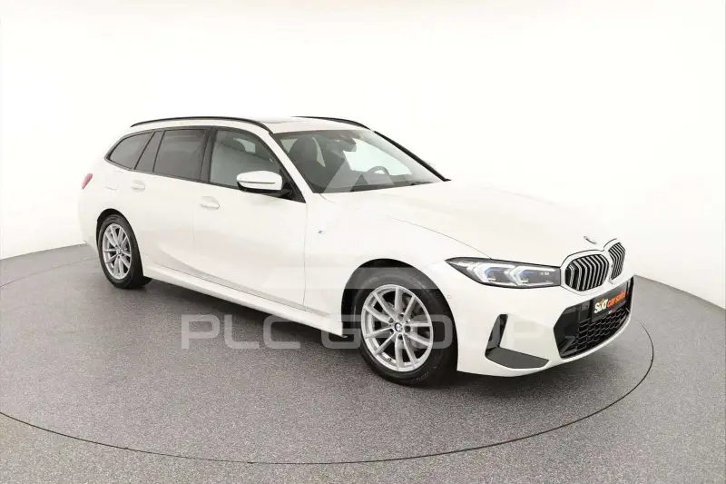 2025 BMW 320