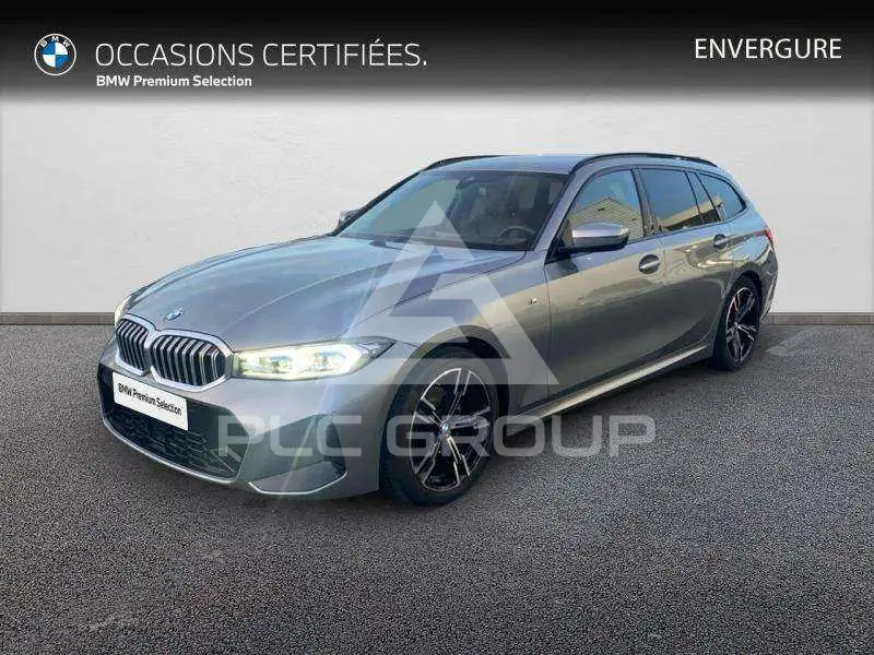 2025 BMW 320