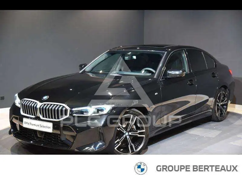 2025 BMW 320