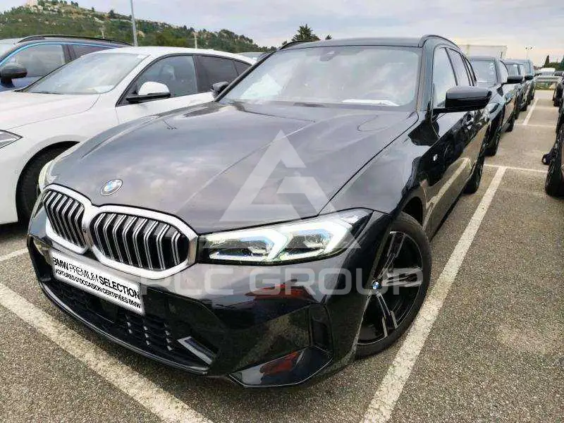 2025 BMW 320