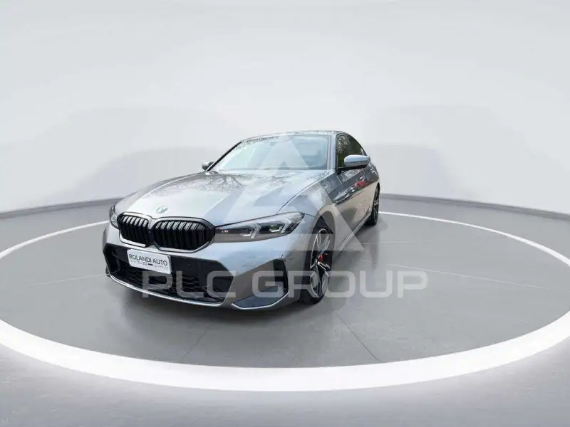 2025 BMW 320
