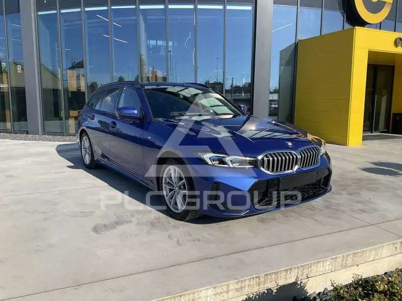 2025 BMW 320
