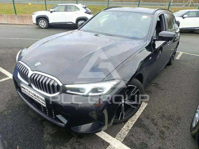 2025 BMW 320