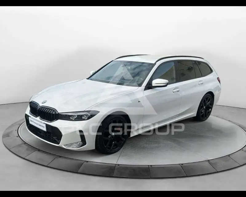 2025 BMW 320