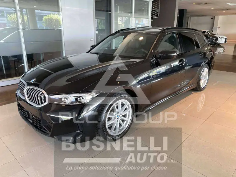 2025 BMW 320