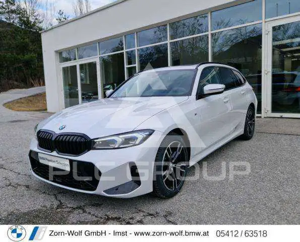 2025 BMW 320