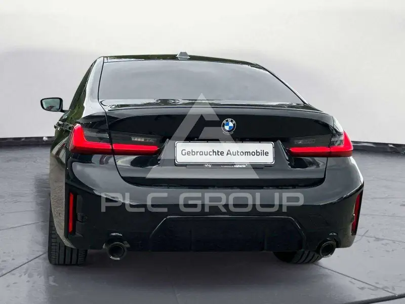 2025 BMW 320