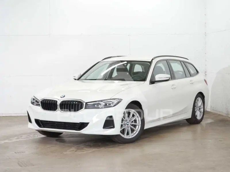 2025 BMW 320