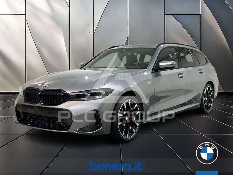 2025 BMW 320