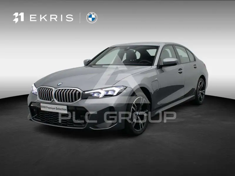 2025 BMW 330
