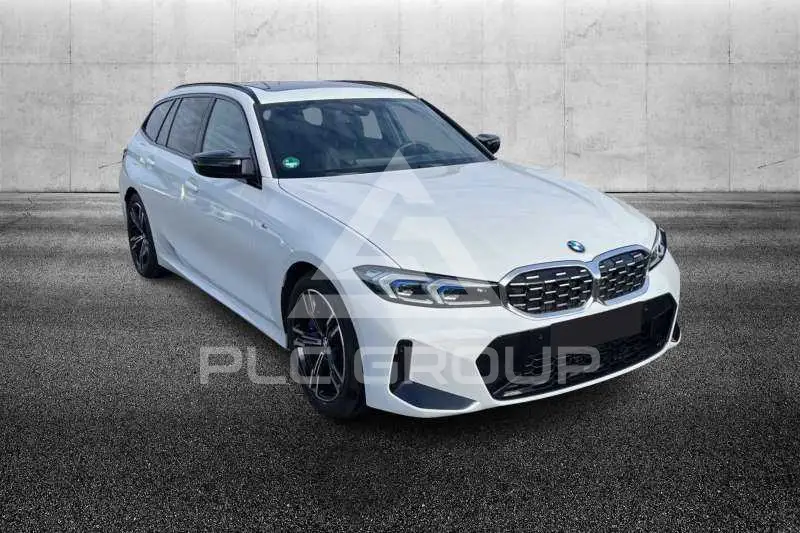 2025 BMW 340
