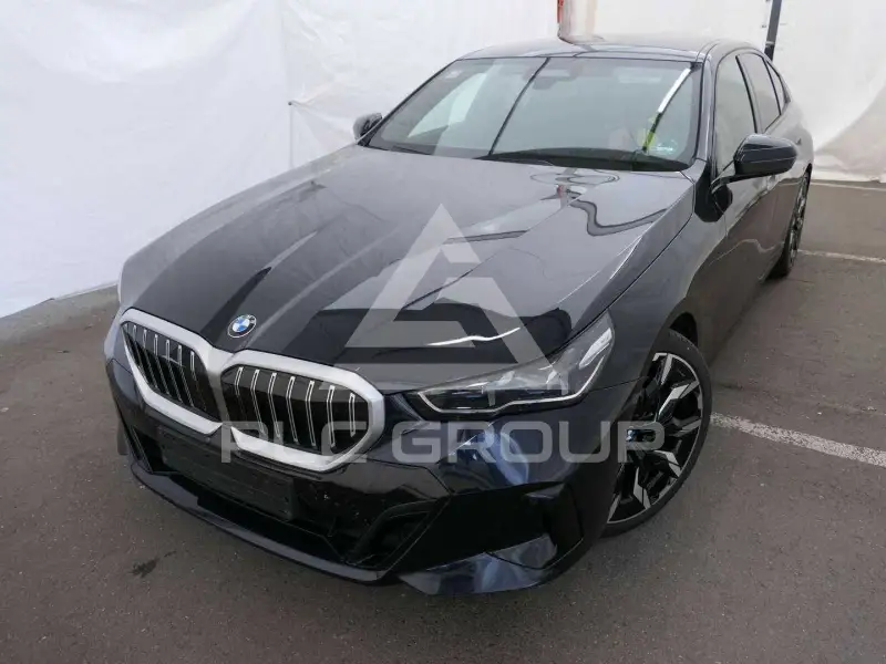 2025 BMW 540
