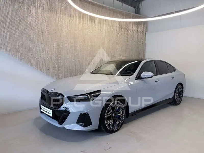 2025 BMW 540