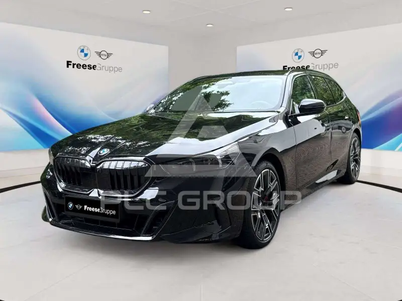 2025 BMW 540
