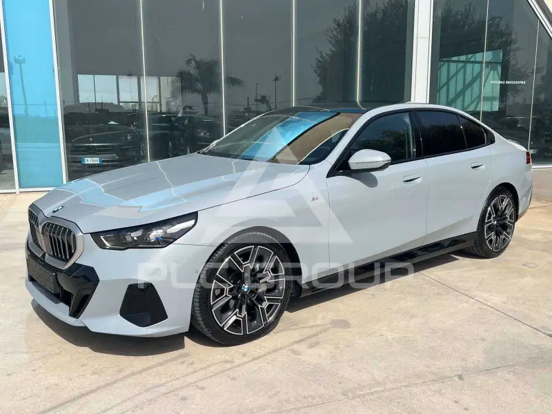 2025 BMW 540