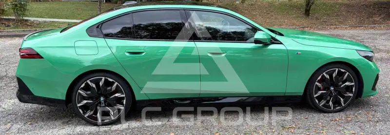 2025 BMW 540