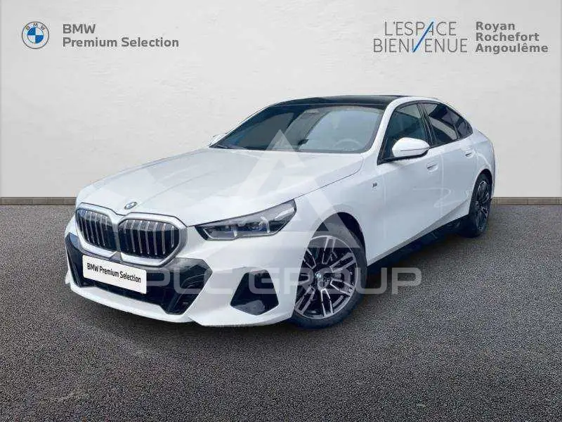 2025 BMW 540