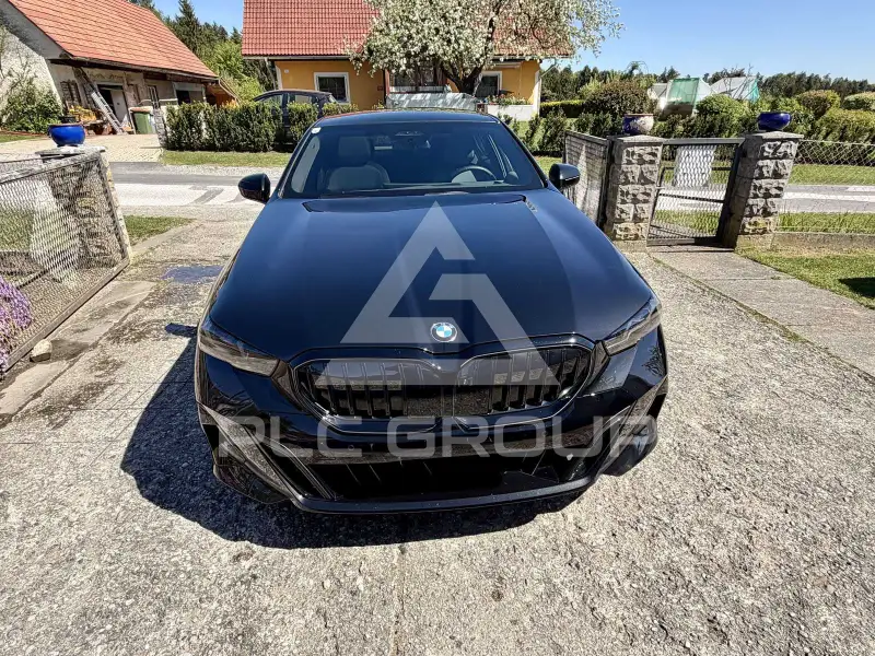 2025 BMW 540
