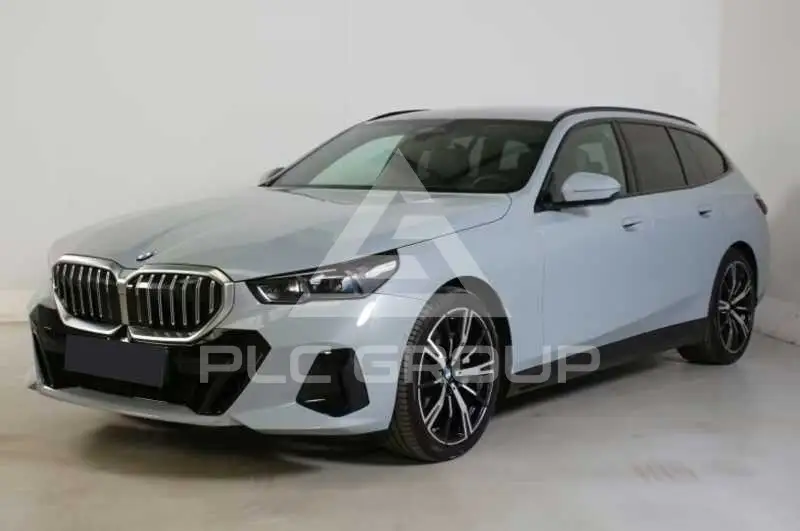 2025 BMW 540