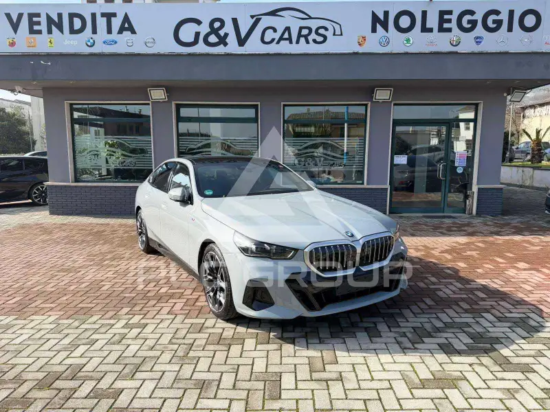 2025 BMW 540
