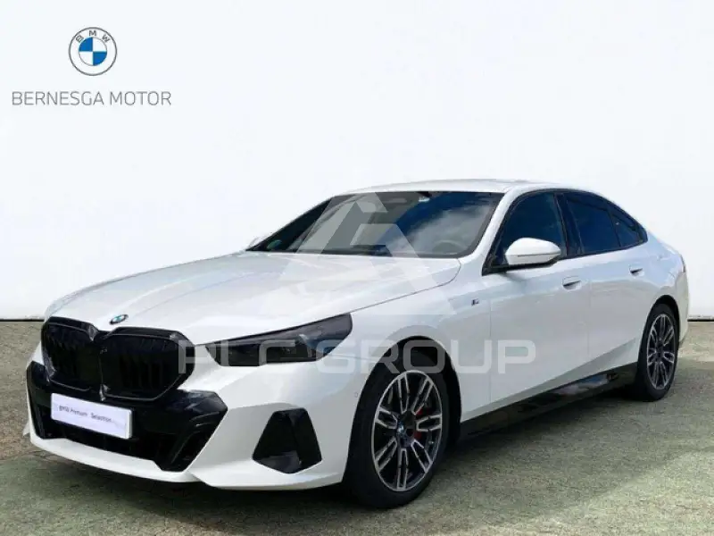 2025 BMW 540
