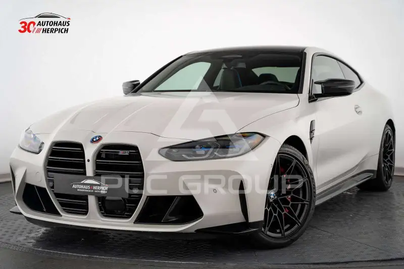 2025 BMW M4