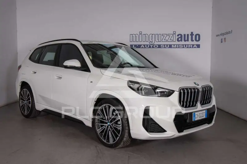 2025 BMW X1