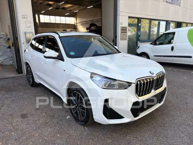 2025 BMW X1