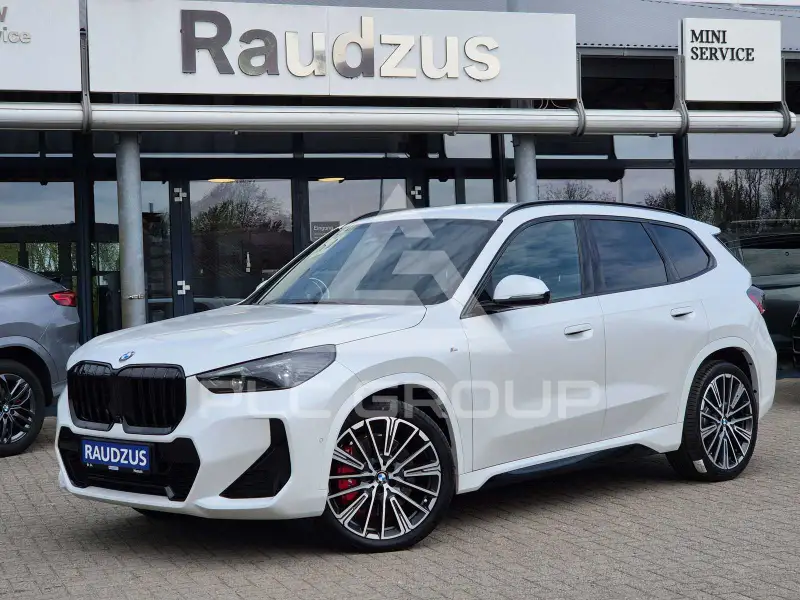 2025 BMW X1