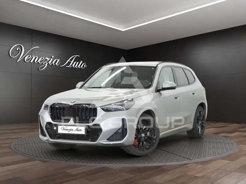 2025 BMW X1