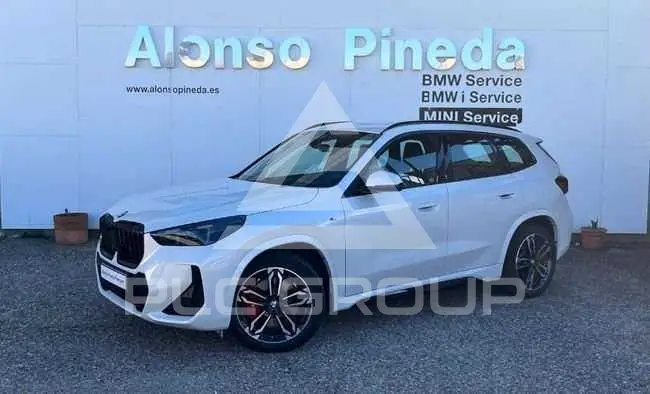 2025 BMW X1