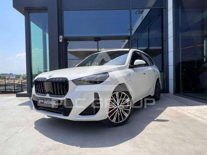 2025 BMW X1