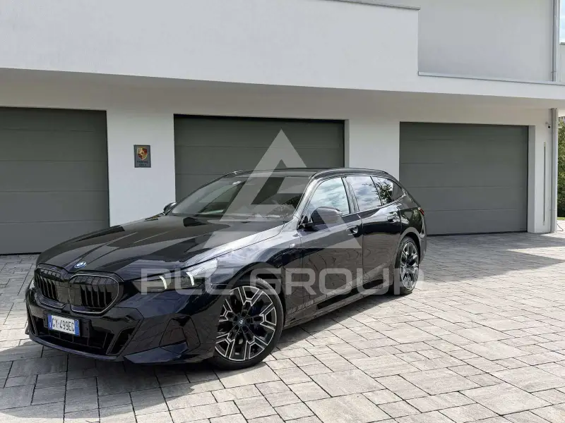 2025 BMW 550