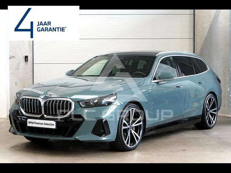 2025 BMW 550