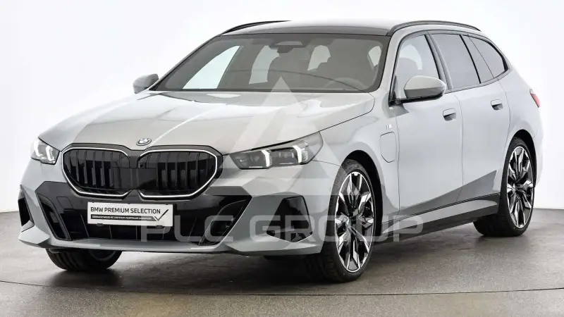 2025 BMW 550
