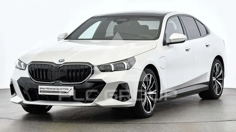 2025 BMW 550
