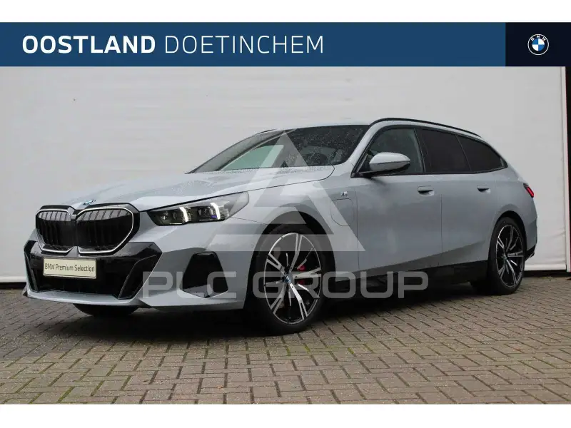 2025 BMW 550