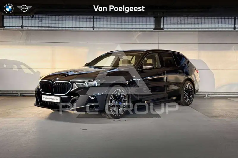 2025 BMW 550