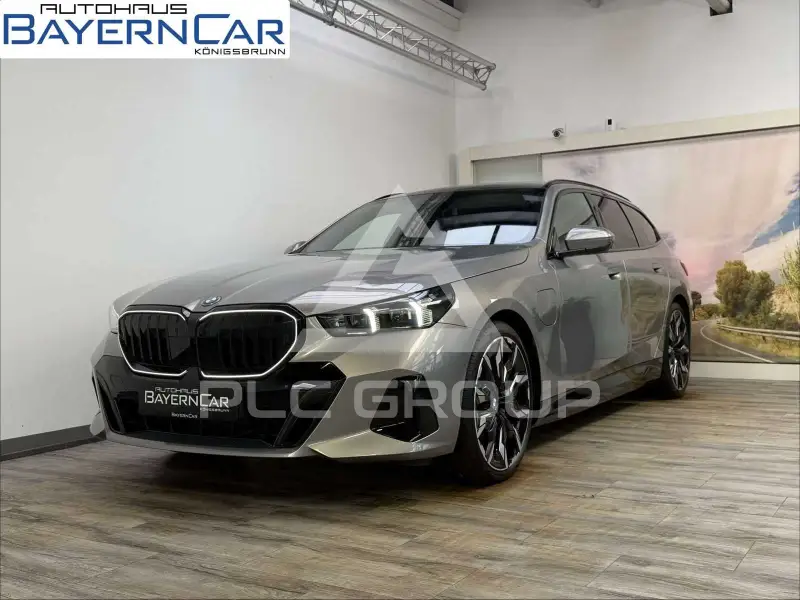 2025 BMW 550