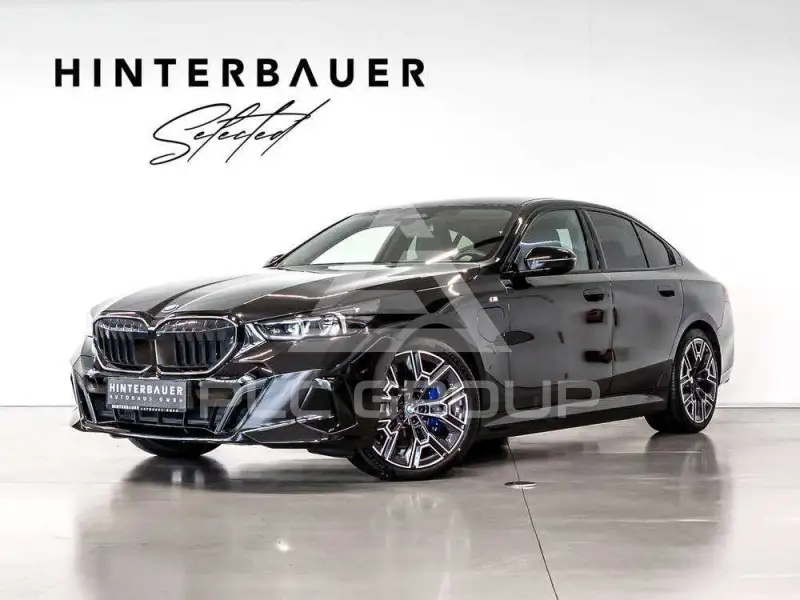 2025 BMW 550