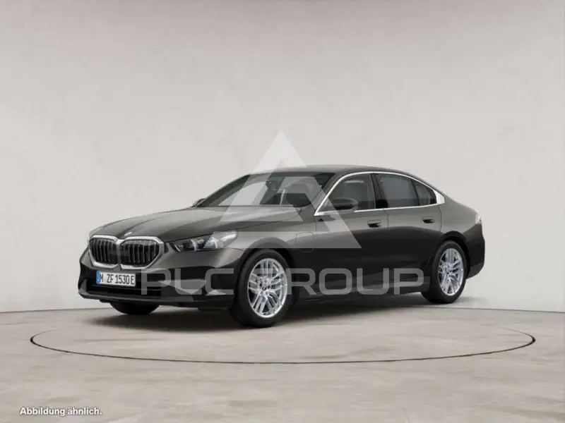 2025 BMW 550