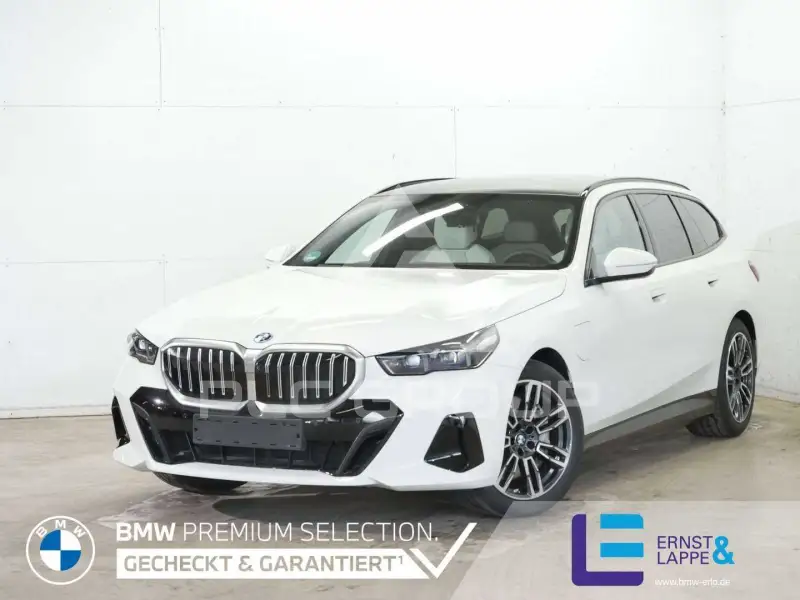 2025 BMW 550