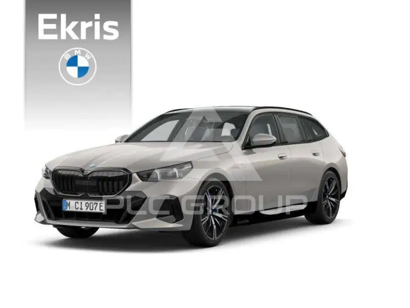 2026 BMW 550
