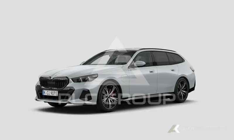 2025 BMW 550