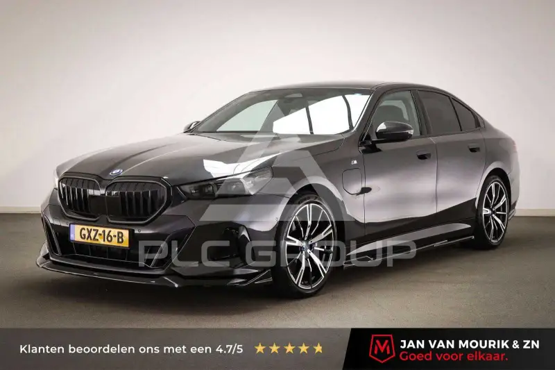 2025 BMW 550