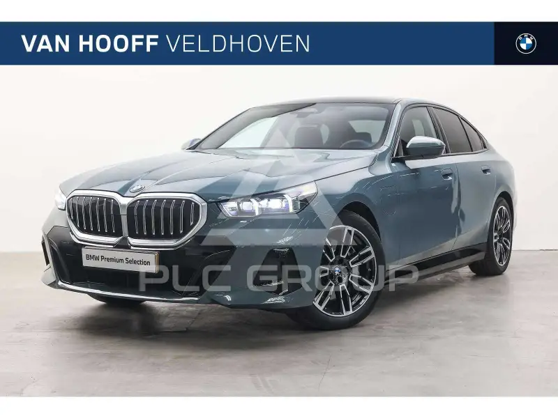 2025 BMW 550